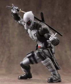 Kotobukiya Marvel Now Deadpool X-Force ArtFX+ Statue -FUNKO Store 06dda6c3d1df28f8de6b933df8ae45af340717d29abde2380206a27c7ad2b636