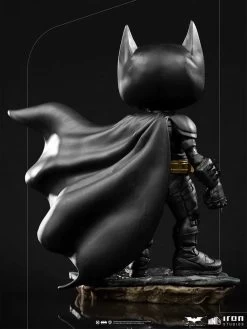 Diverse Iron Studios - MiniCo - The Dark Knight - Batman Figur 16cm -FUNKO Store 173730 800 auto