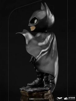 Diverse Iron Studios - MiniCo - The Dark Knight - Batman Figur 16cm -FUNKO Store 173735 800 auto