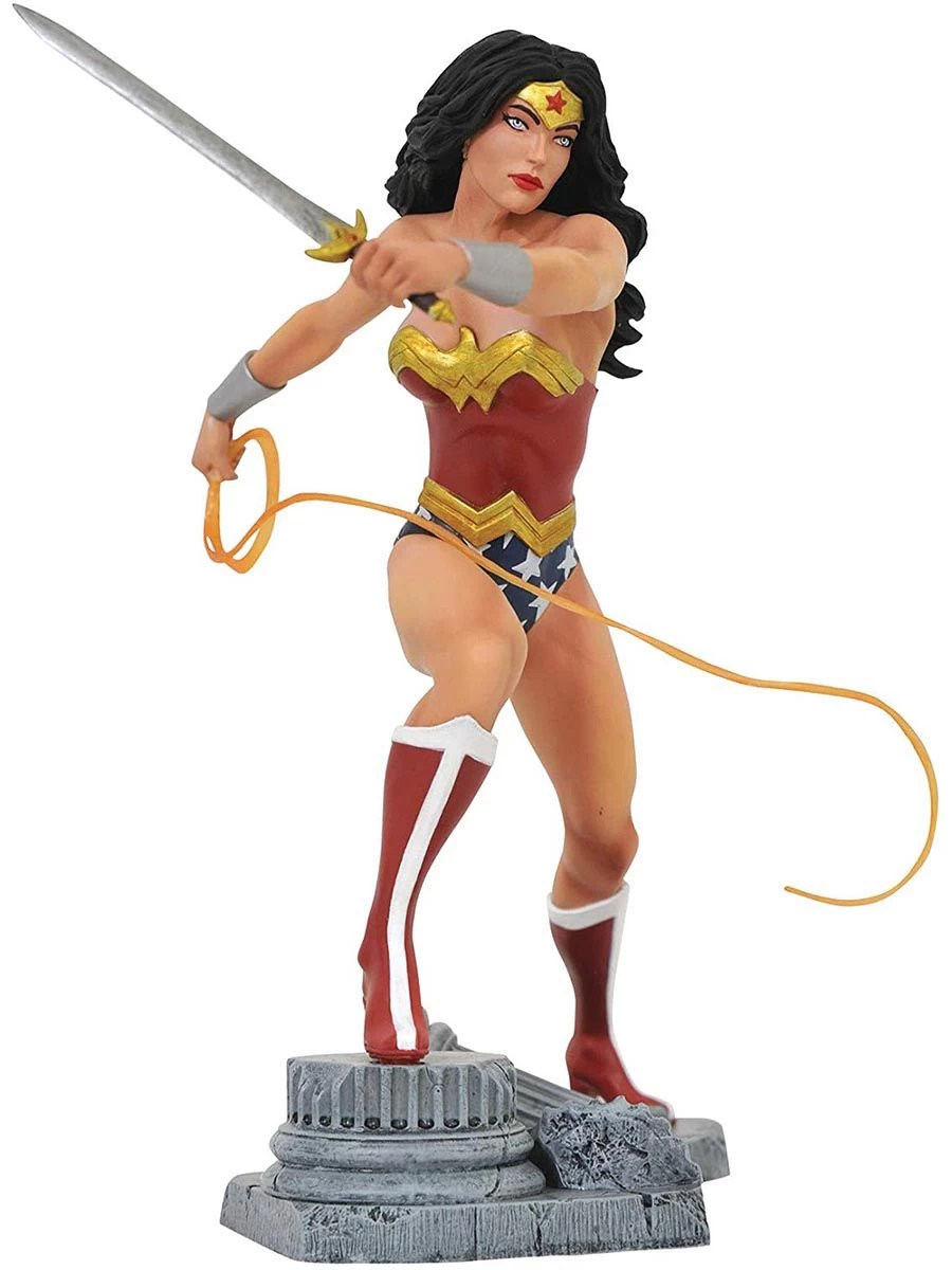 Diamond Select DC Gallery - Wonder Woman Lasso - Comic Statue 1 Diamond Select DC Gallery - Wonder Woman Lasso - Comic Statue
