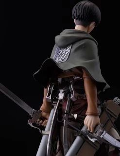 Diverse Attack On Titan - Brave Act Series I Levi Rivaille Figur -FUNKO Store a25cf25ac56bb0b06f7972b85ac0d44494cc0b31641c456c53a9b4ebdb03637b