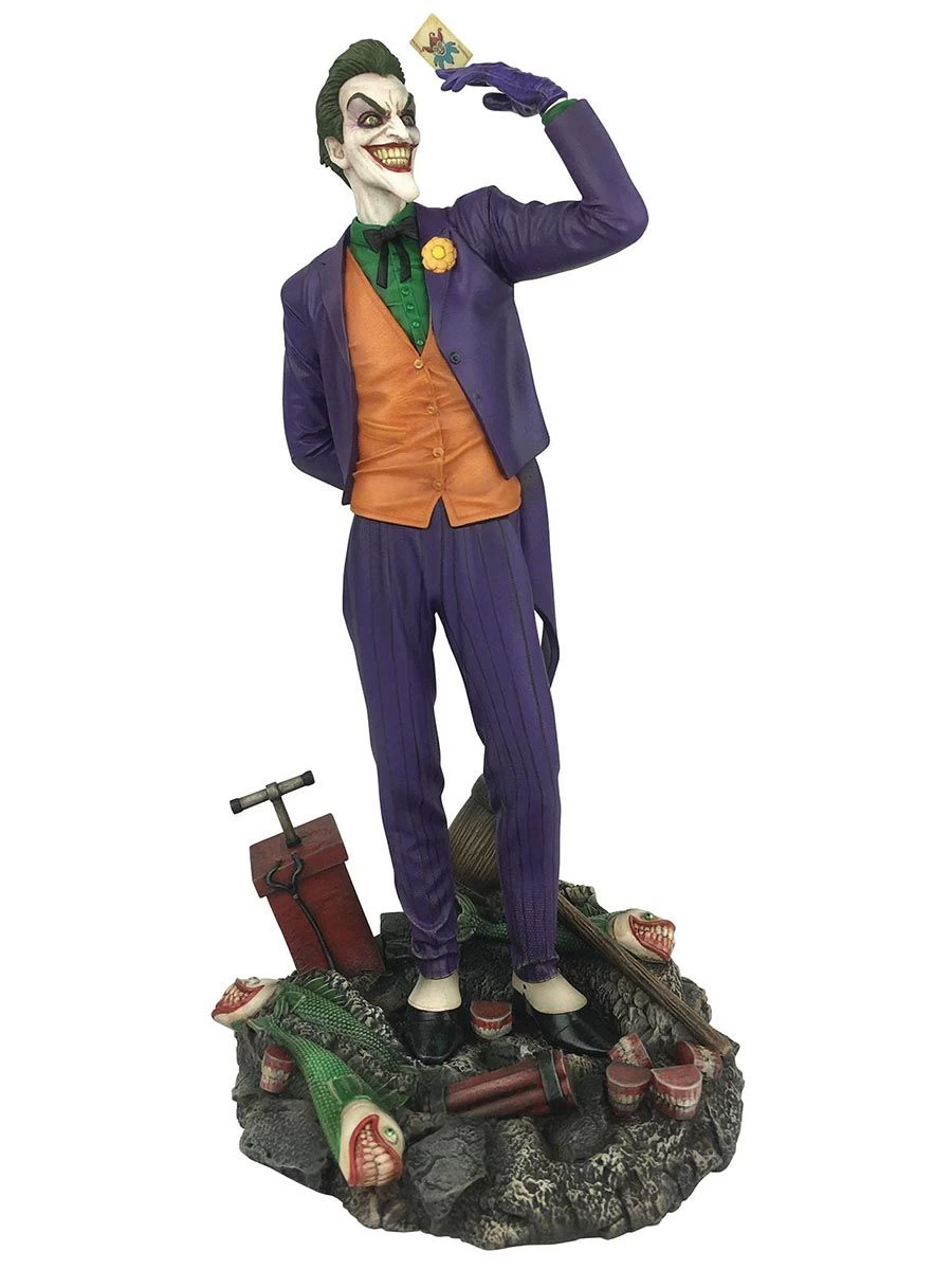 Diamond Select DC Gallery - Joker Comic Statue 1 Diamond Select DC Gallery - Joker Comic Statue