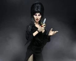 NECA Elvira, Mistress Of The Dark - Clothed Actionfigur -FUNKO Store elvira5 scaled 1