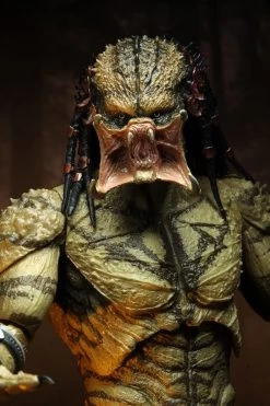 NECA Predator (2018) - Deluxe Ultimate Assassin Predator Unarmoured Figur -FUNKO Store img 0042