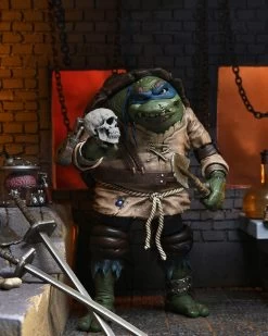 NECA Universal Monsters X TMNT - Ultimate Leonardo Als The Hunchback Figur 33 NECA Universal Monsters X TMNT - Ultimate Leonardo Als The Hunchback Figur -FUNKO Store leo14 scaled 1