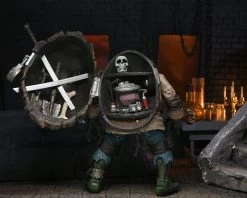 NECA Universal Monsters X TMNT - Ultimate Leonardo Als The Hunchback Figur 22 NECA Universal Monsters X TMNT - Ultimate Leonardo Als The Hunchback Figur -FUNKO Store leo2 scaled 1