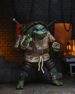 NECA Universal Monsters X TMNT - Ultimate Leonardo Als The Hunchback Figur 27 NECA Universal Monsters X TMNT - Ultimate Leonardo Als The Hunchback Figur -FUNKO Store leo8 scaled 1