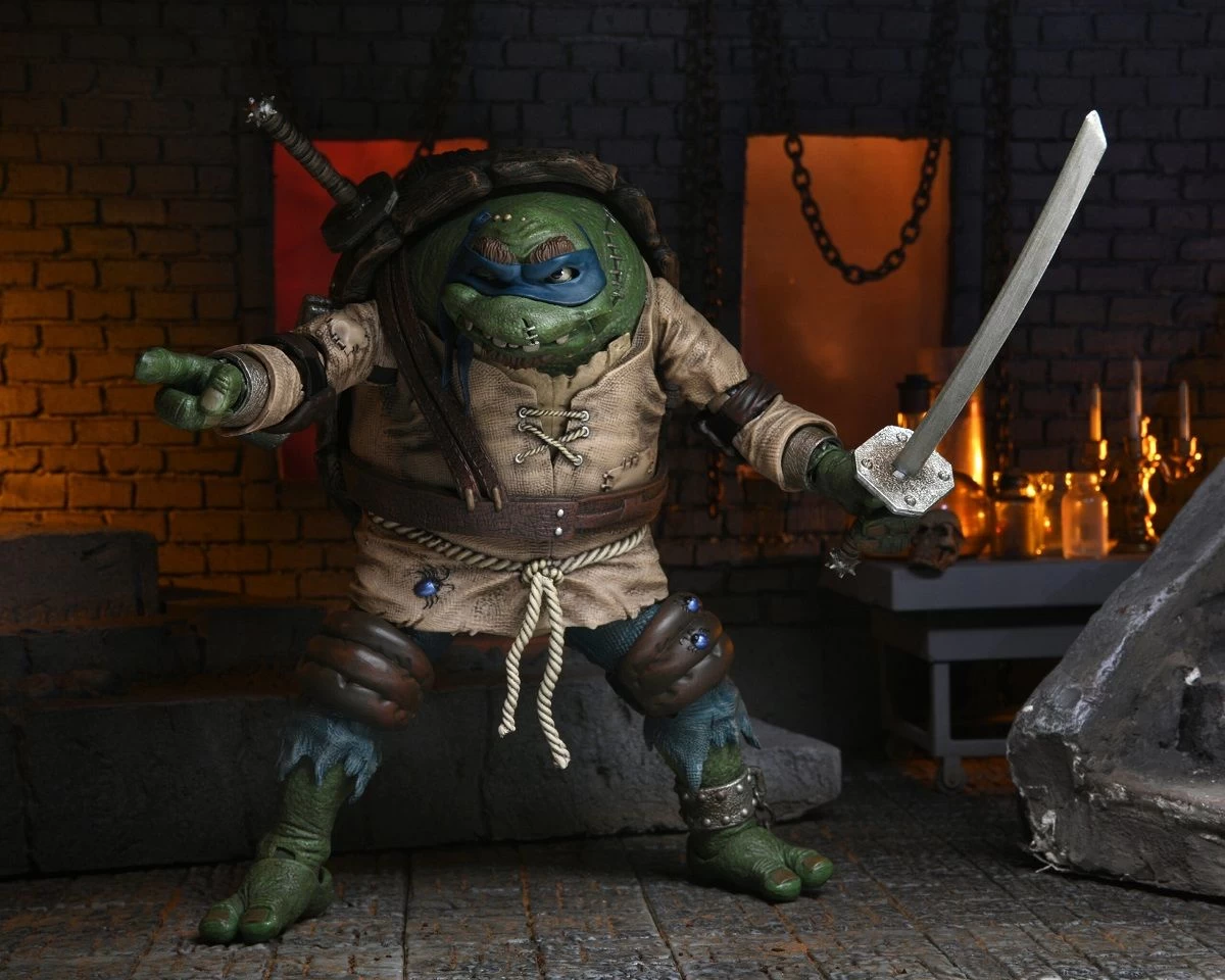NECA Universal Monsters X TMNT - Ultimate Leonardo Als The Hunchback Figur 9 NECA Universal Monsters X TMNT - Ultimate Leonardo Als The Hunchback Figur – Bild 9
