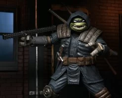 NECA Teenage Mutant Ninja Turtles - The Last Ronin (Armoured) Ultimate Figur -FUNKO Store ronin12 scaled 1