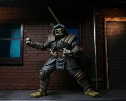 NECA Teenage Mutant Ninja Turtles - The Last Ronin (Armoured) Ultimate Figur -FUNKO Store ronin15 scaled 1